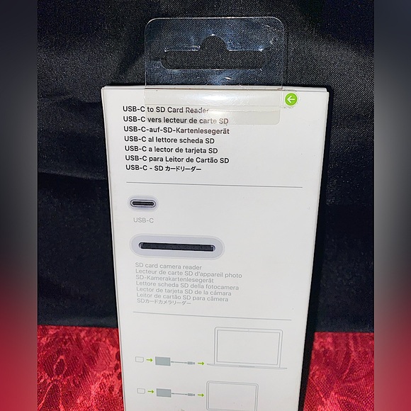 ✨Apple - USB-C to SD Card Reader Adaptor - NEW/SEALED BOX - Picture 11 of 16